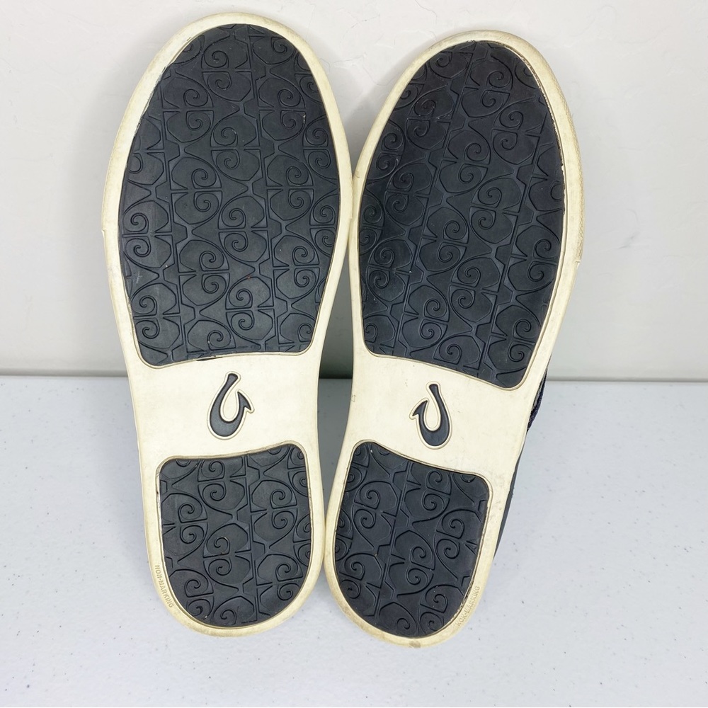 OluKai Pehuea Slip On Sneaker in Pavement Gray Size 7 - Picture 8 of 11